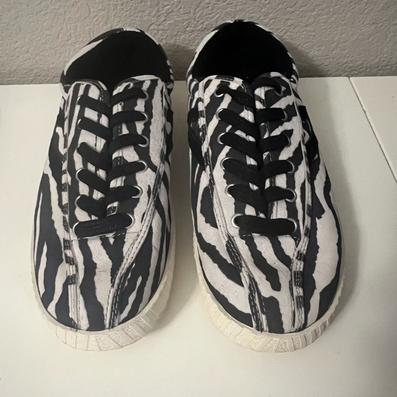 Tretorn | Nylite 37 Plus Lace up Sneakers Zebra Black White Sz‎ 8 - Picture 3 of 8